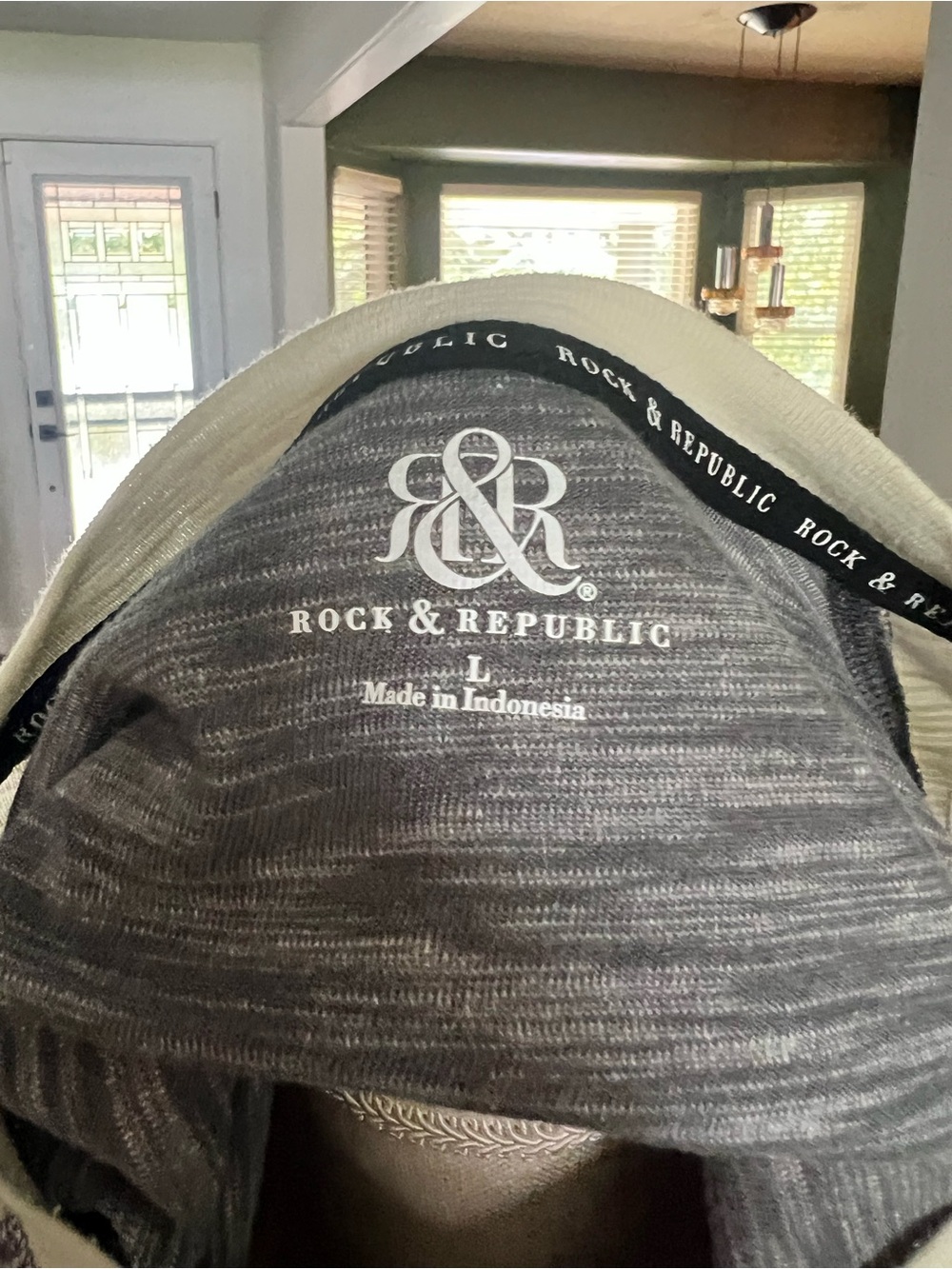 Rock & Republic Men's Gray and Cream Short-Sleeve Henley - Picture 3 of 3
